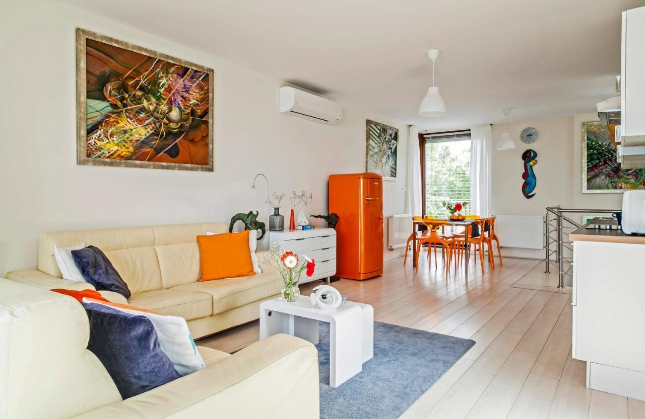 Panoramic Art Apartment With Jacuzzi Balatonlelle Extérieur photo