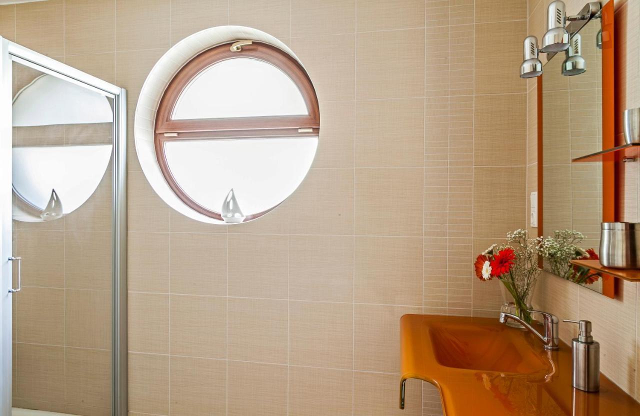 Panoramic Art Apartment With Jacuzzi Balatonlelle Extérieur photo